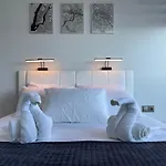 Sea View 1Br Apt - Steps To Beach - Modern Residence Алания