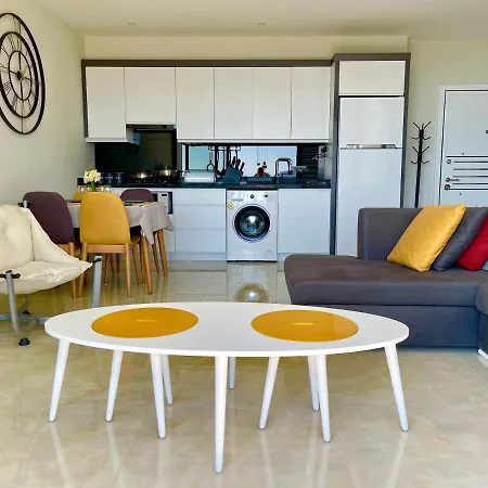Lejlighed Sea View 1Br Apt - Steps To Beach - Modern Residence *