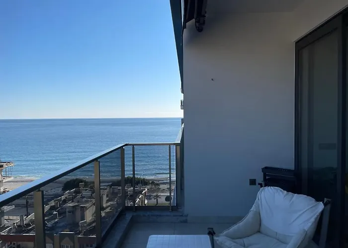 The Beach Haven 1br , Sea-view Alanya